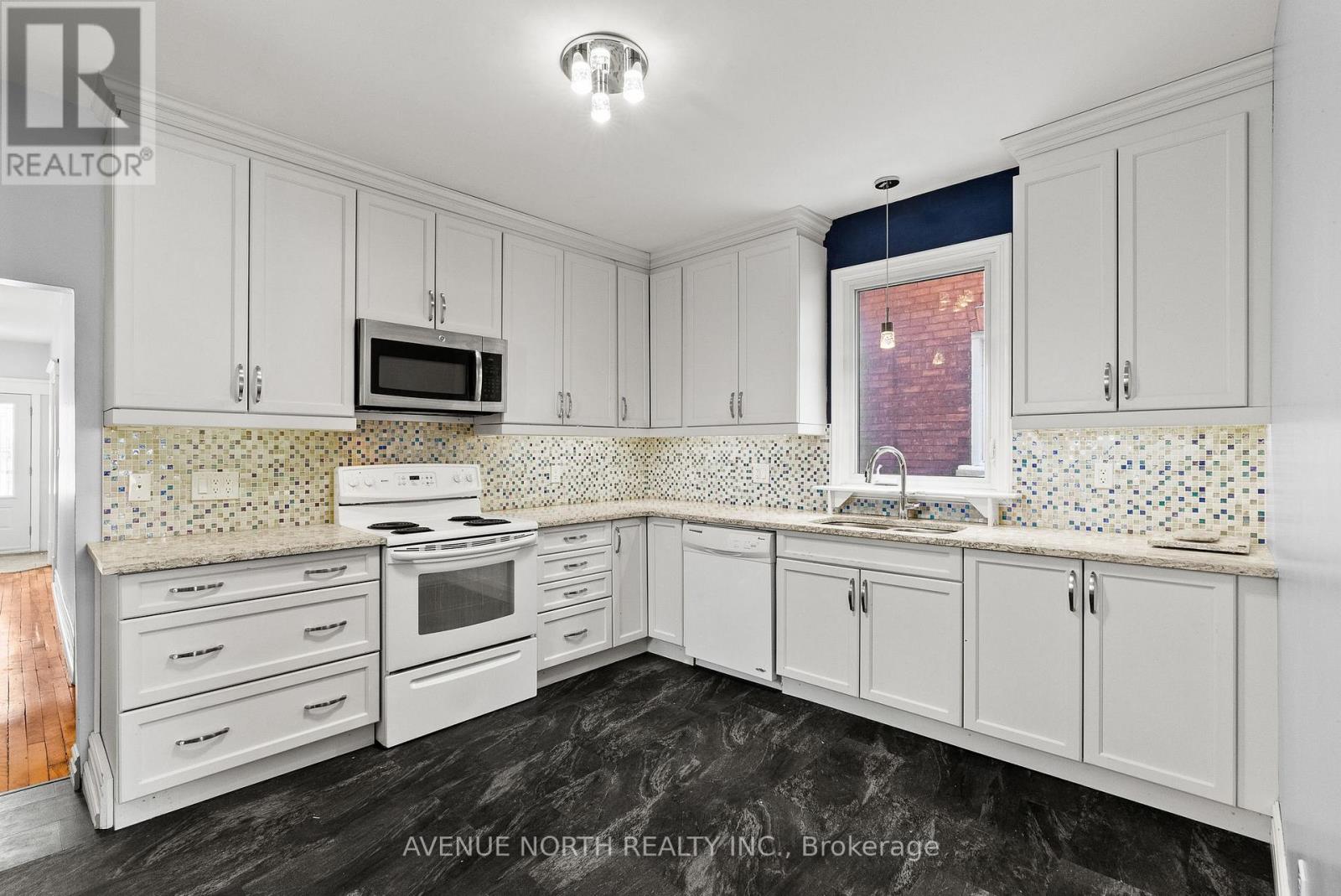 48 Leonard Avenue, Ottawa, Ontario  K1S 4T9 - Photo 11 - X12818784