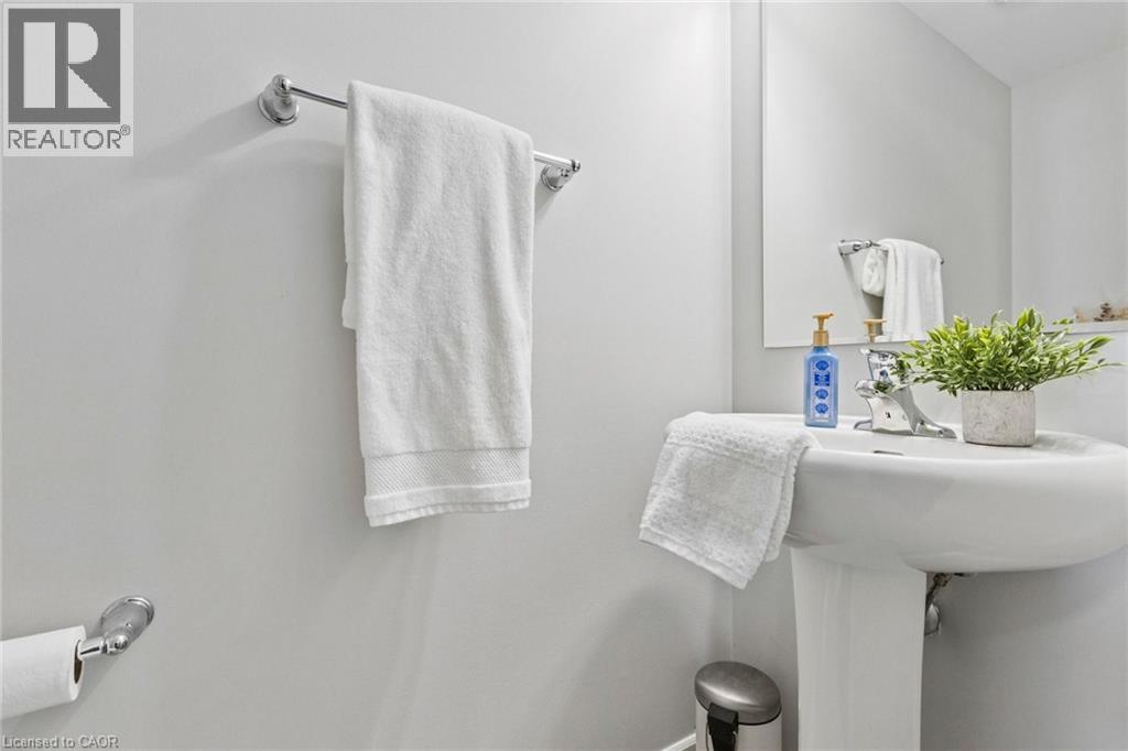 585 Goldenrod Lane, Kitchener, Ontario  N2R 0L7 - Photo 16 - 40808922