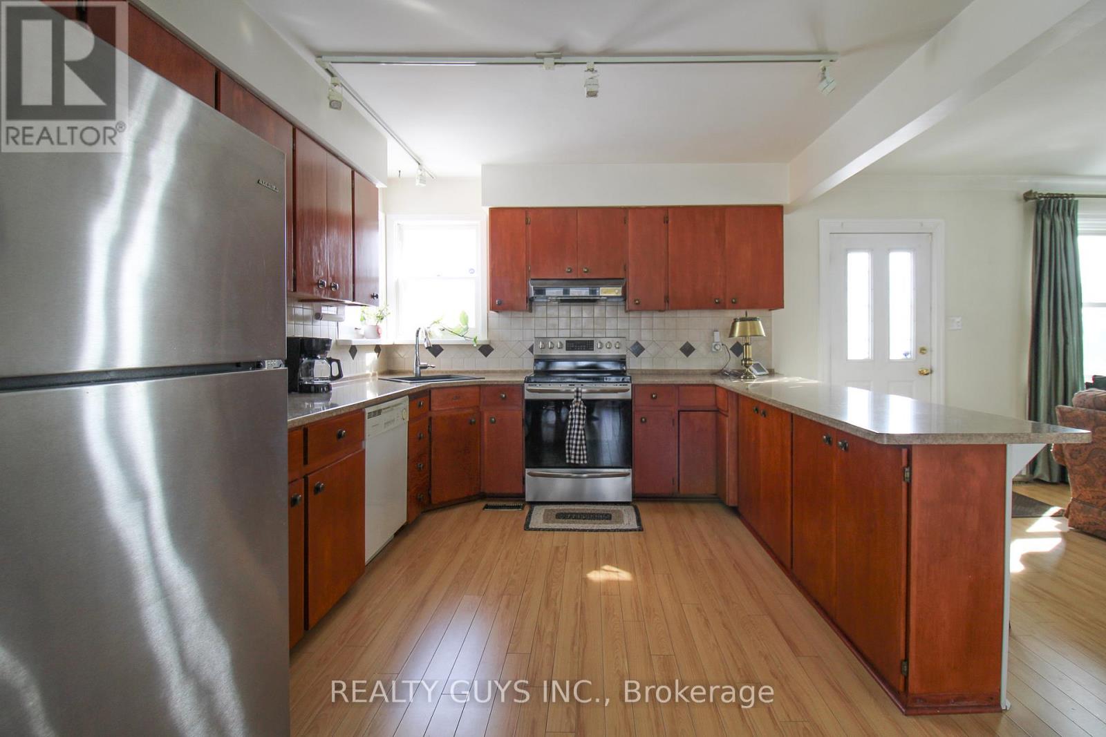 1 Wellington Street E, Kawartha Lakes, Ontario  K0L 2W0 - Photo 21 - X12849542