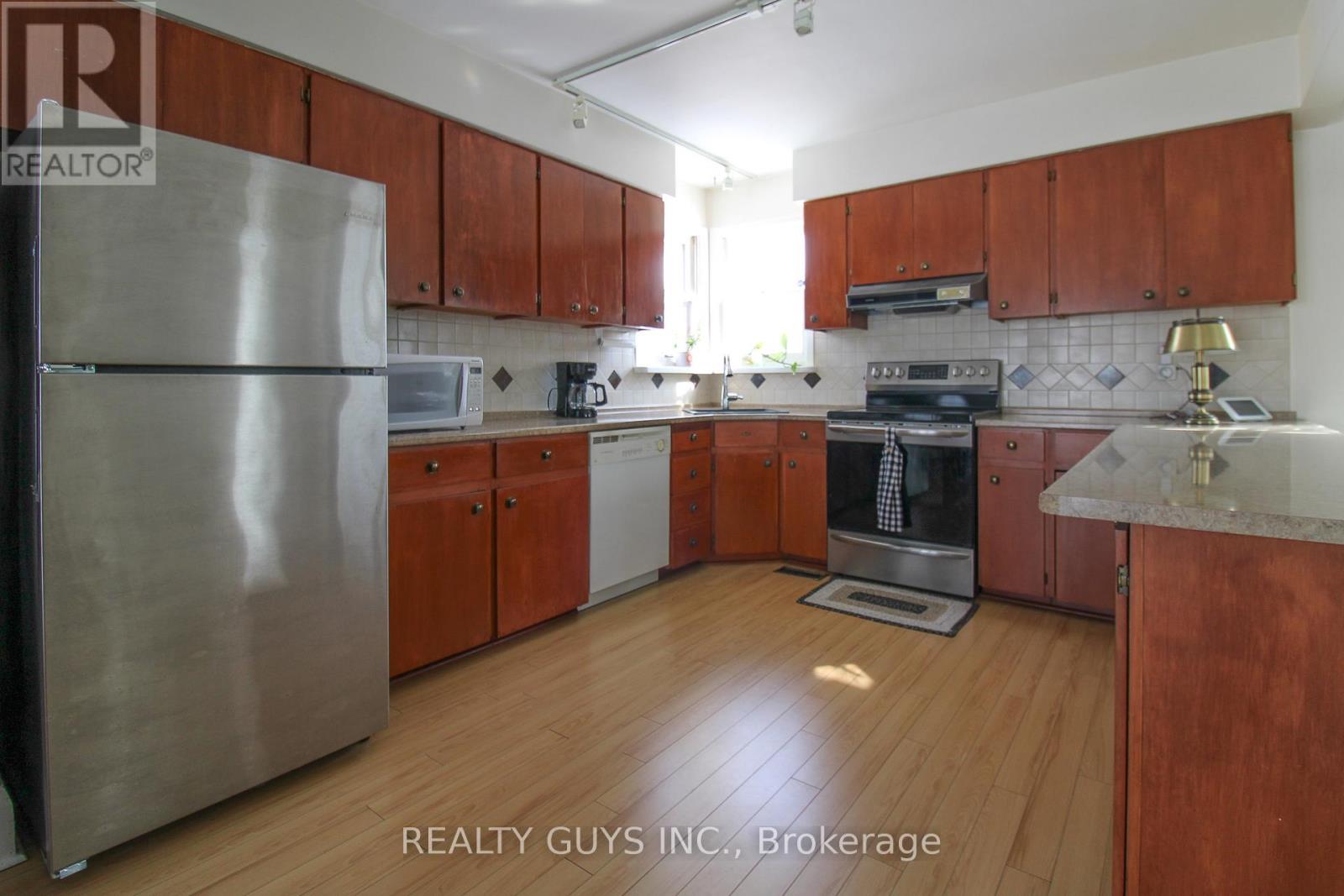 1 Wellington Street E, Kawartha Lakes, Ontario  K0L 2W0 - Photo 22 - X12849542