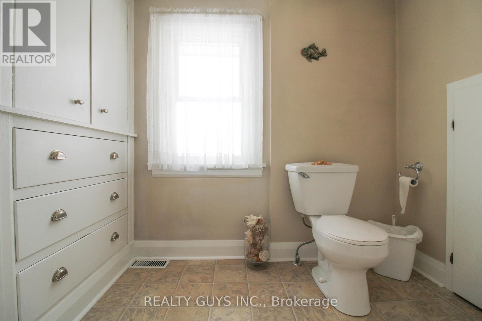 1 Wellington Street E, Kawartha Lakes, Ontario  K0L 2W0 - Photo 41 - X12849542