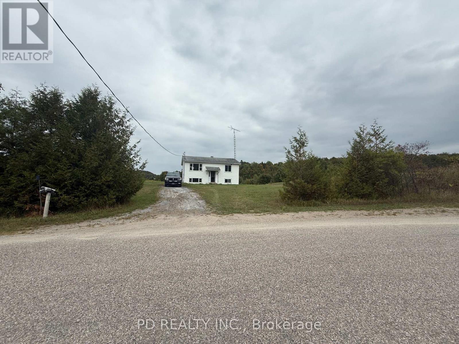 1251 Brock Road, Frontenac, Ontario K0H 2E0 - Photo 25 - X12849618