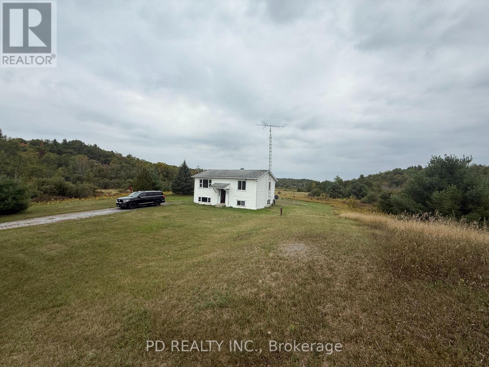 1251 Brock Road, Frontenac, Ontario K0H 2E0 - Photo 26 - X12849618