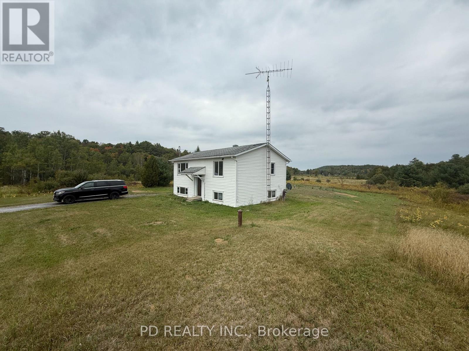 1251 Brock Road, Frontenac, Ontario K0H 2E0 - Photo 27 - X12849618
