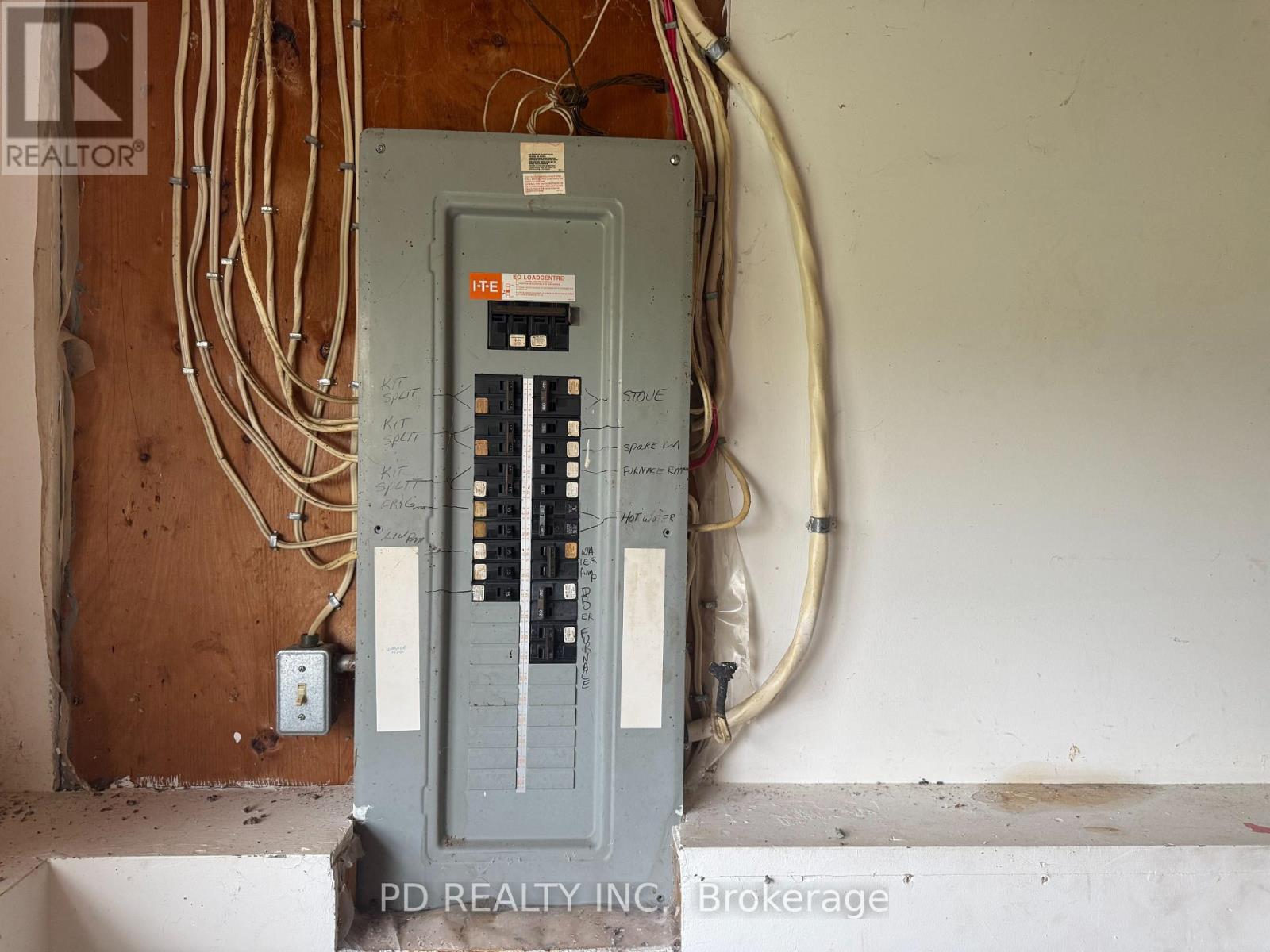 1251 Brock Road, Frontenac, Ontario K0H 2E0 - Photo 35 - X12849618