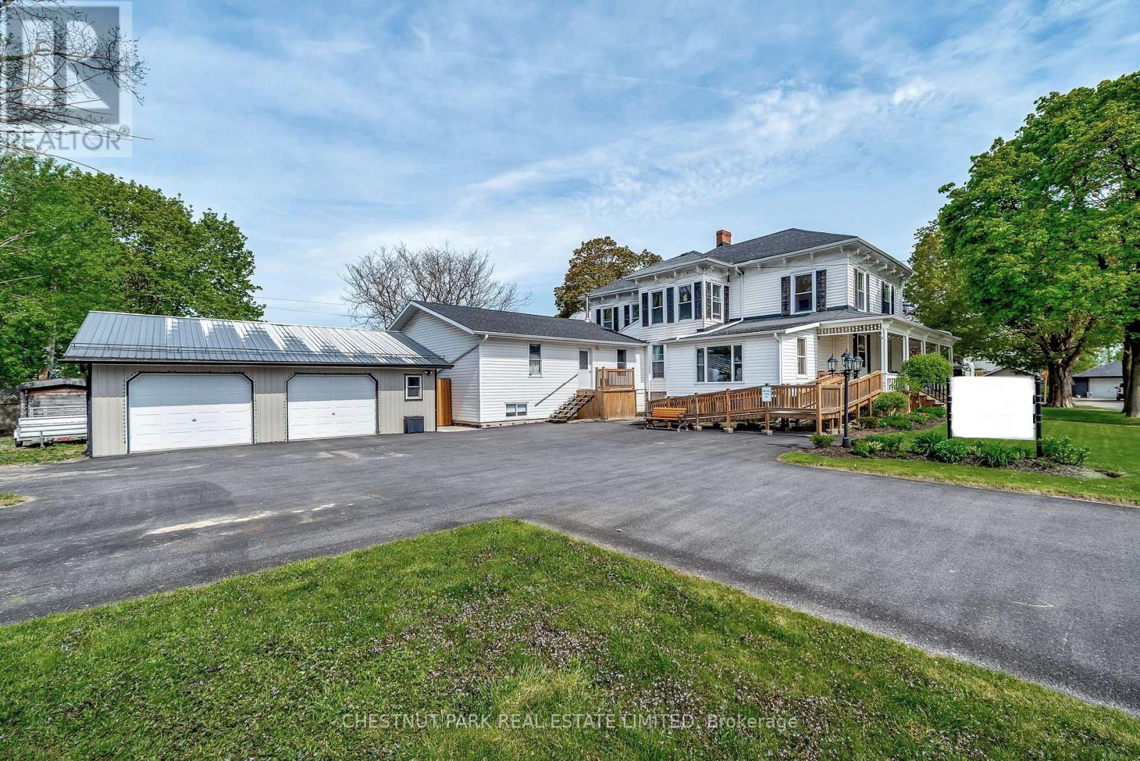 71 Queen Street, Prince Edward County, Ontario  K0K 2T0 - Photo 2 - X12849676