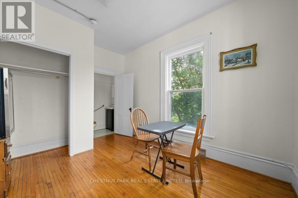 71 Queen Street, Prince Edward County, Ontario  K0K 2T0 - Photo 25 - X12849676