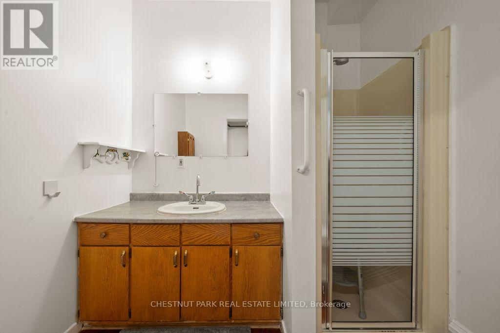 71 Queen Street, Prince Edward County, Ontario  K0K 2T0 - Photo 30 - X12849676