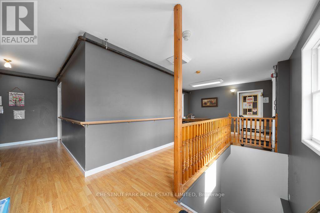 71 Queen Street, Prince Edward County, Ontario  K0K 2T0 - Photo 32 - X12849676