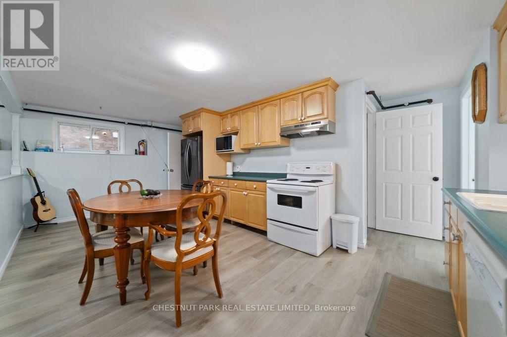 71 Queen Street, Prince Edward County, Ontario  K0K 2T0 - Photo 33 - X12849676