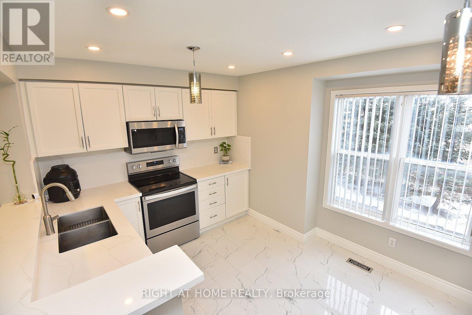 17 - 2531 Northampton Boulevard, Burlington, Ontario  L7M 4H5 - Photo 5 - W12698100