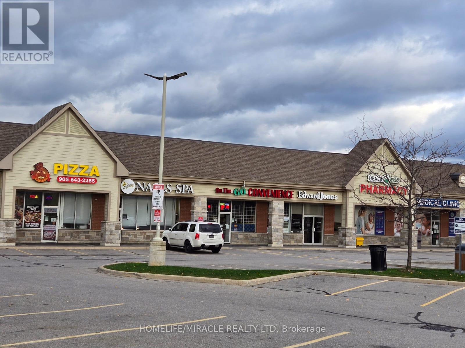 #4 - 15 Lockport Way, Hamilton, Ontario  L8E 0H8 - Photo 2 - X12151214