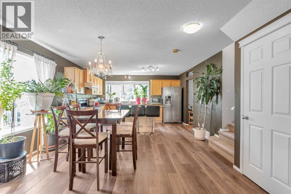 115 Evermeadow Avenue Sw, Calgary, Alberta  T2Y 5E5 - Photo 8 - A2289587