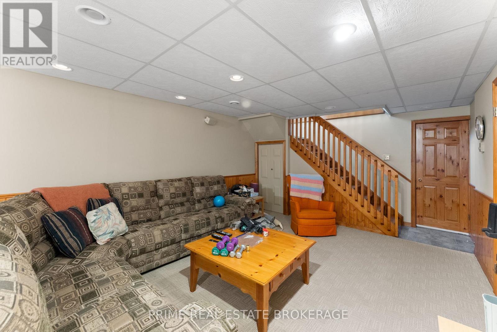 9856 Huron Place, Lambton Shores (Grand Bend), Ontario  N0M 1T0 - Photo 29 - X12849344