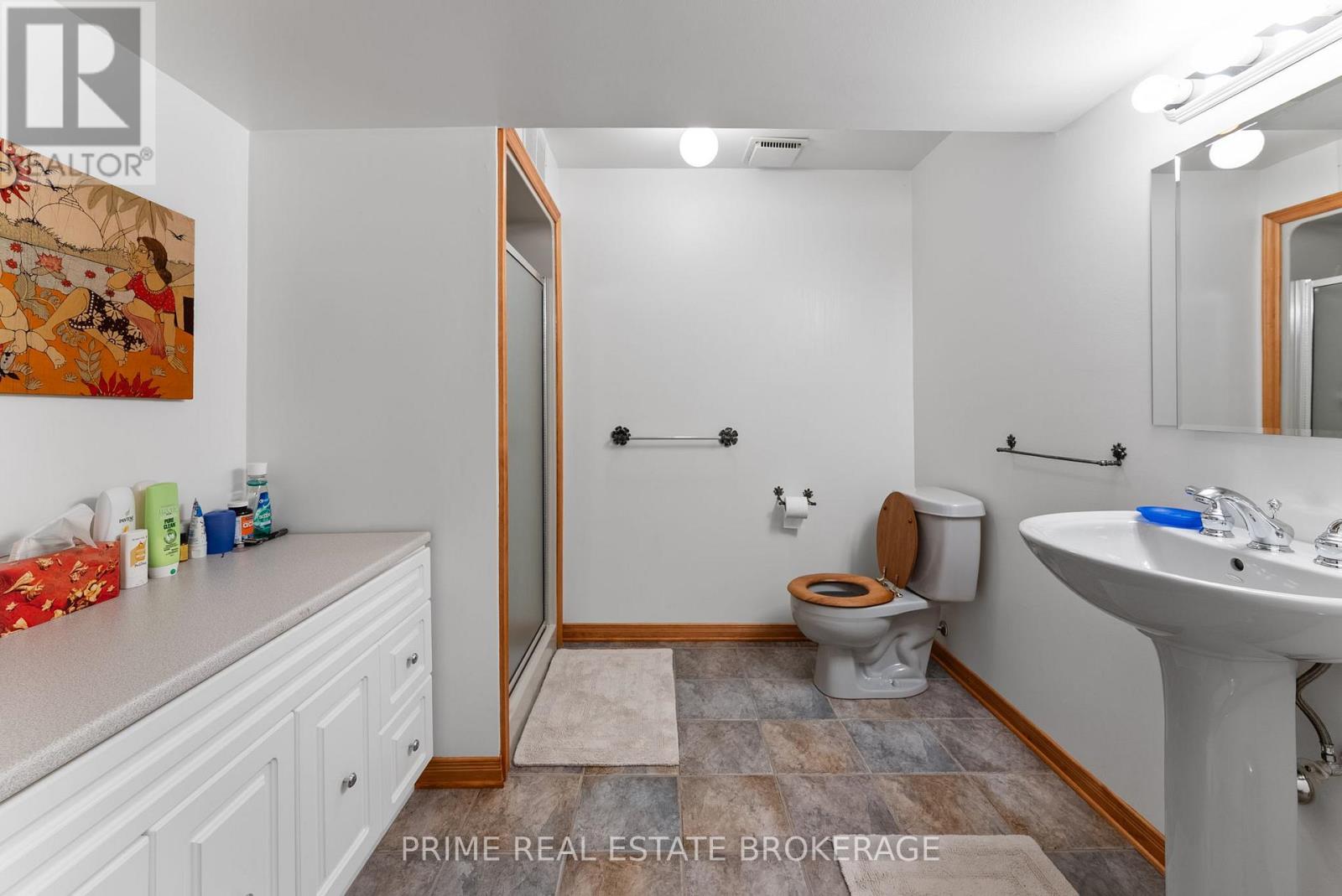 9856 Huron Place, Lambton Shores (Grand Bend), Ontario  N0M 1T0 - Photo 38 - X12849344