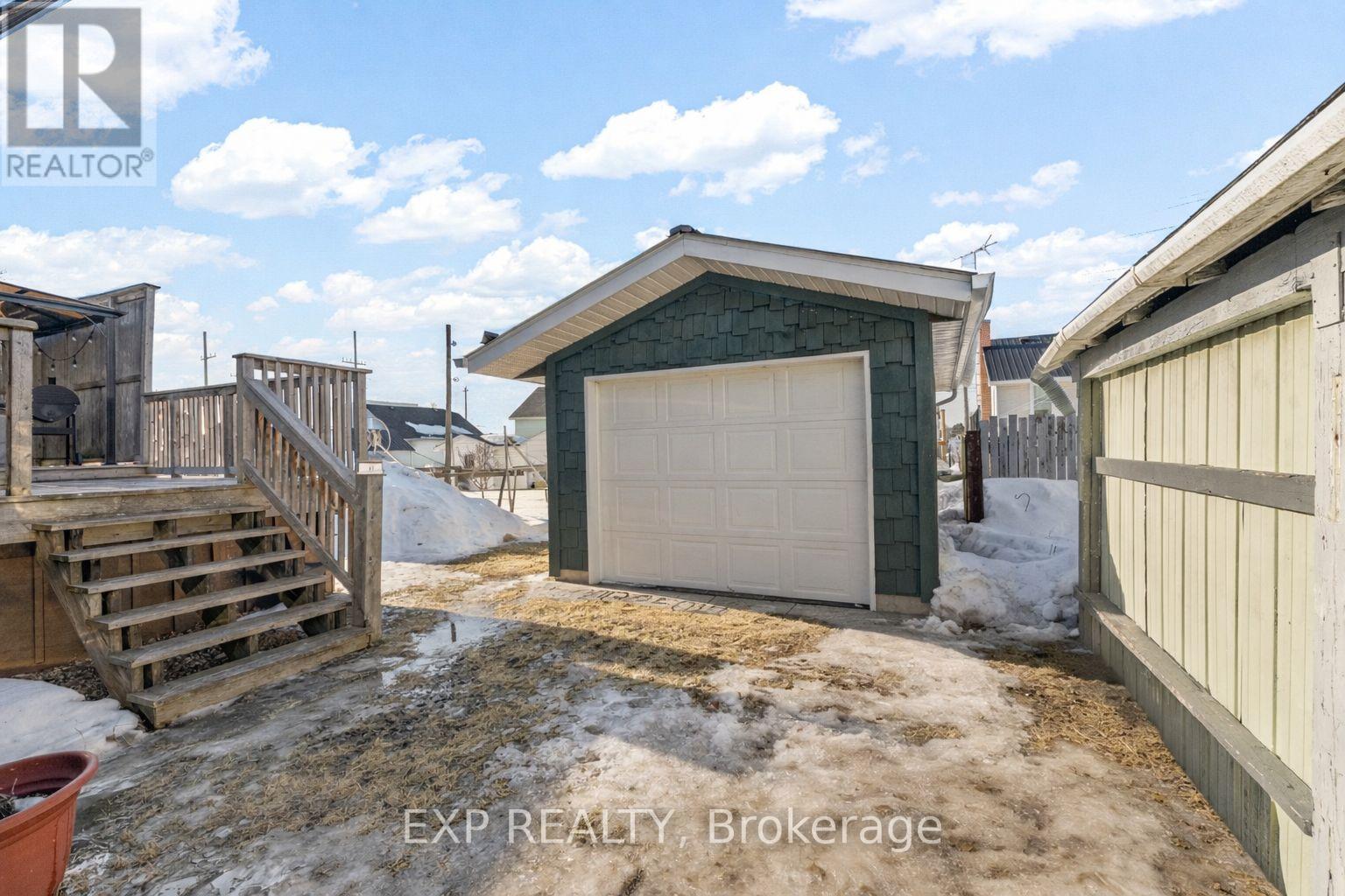 260 Tasse Avenue, Renfrew, Ontario  K7V 3W7 - Photo 4 - X12849488