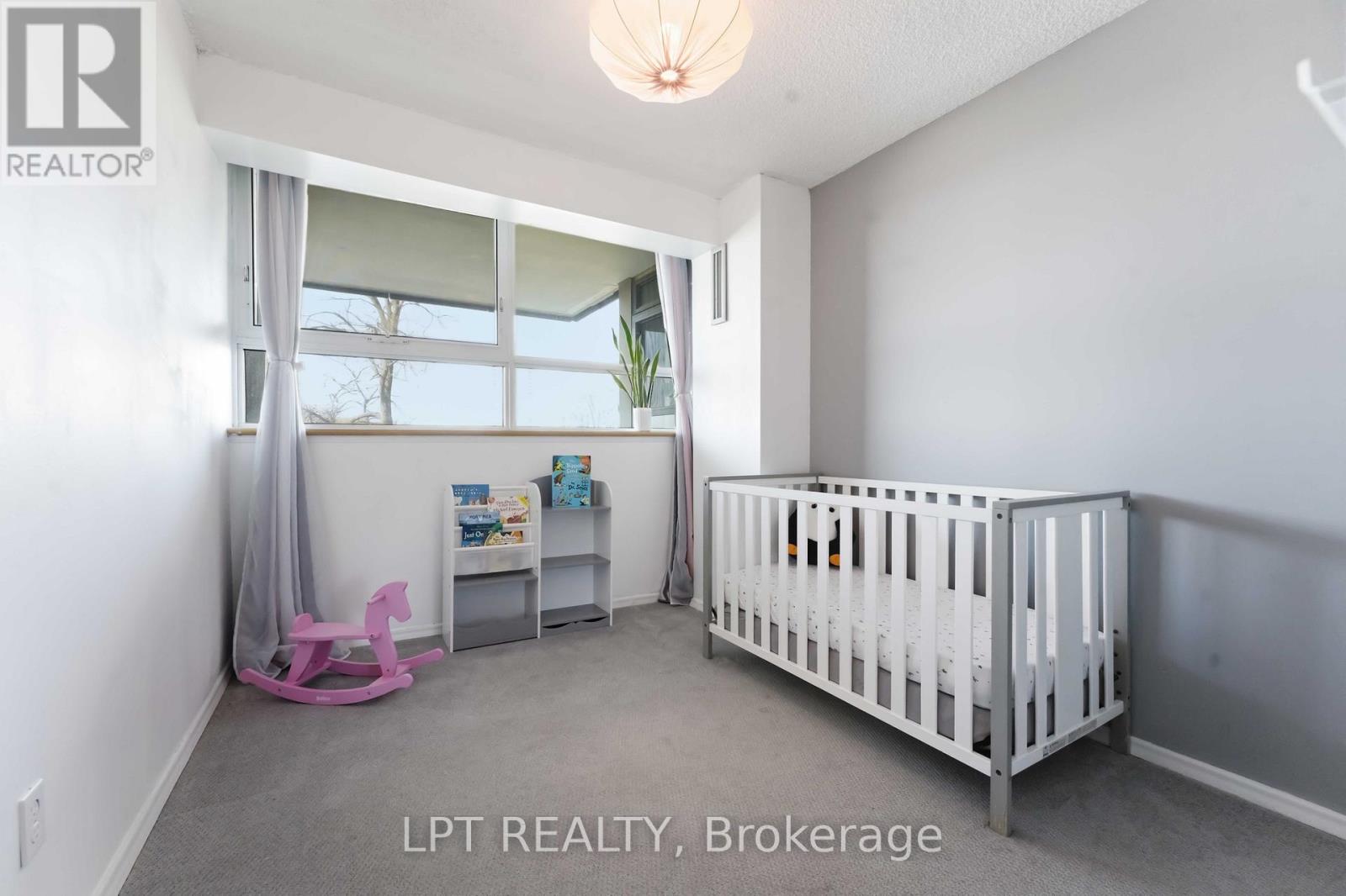 314 - 555 Brittany Drive, Ottawa, Ontario  K1K 4C5 - Photo 16 - X12849276