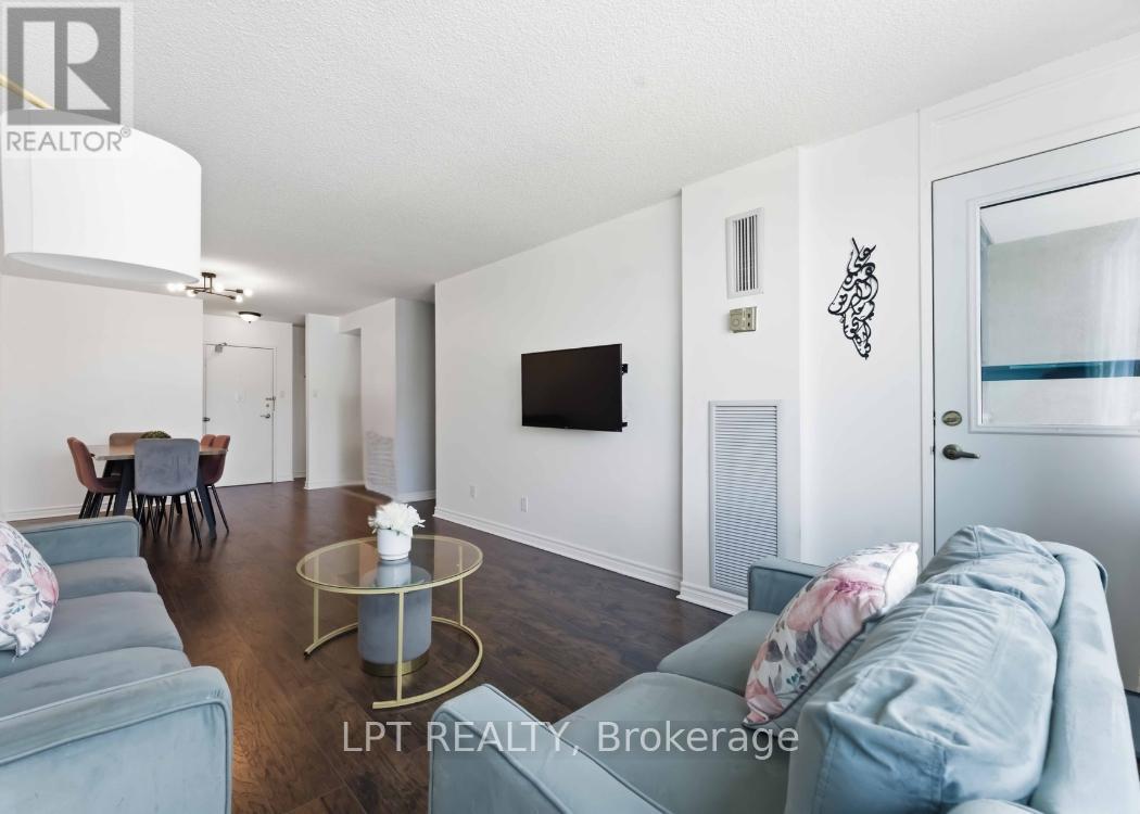 314 - 555 Brittany Drive, Ottawa, Ontario  K1K 4C5 - Photo 6 - X12849276