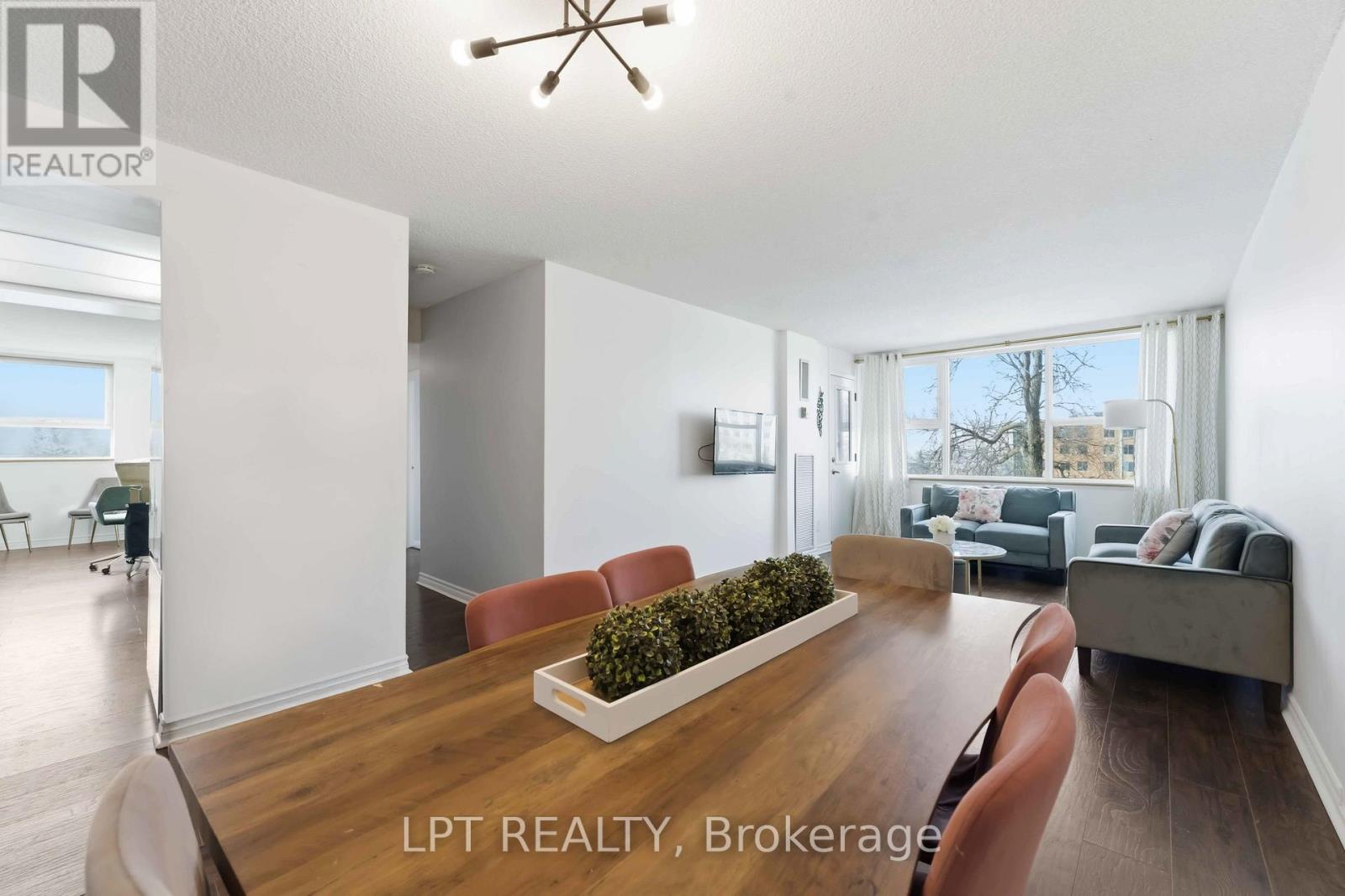 314 - 555 Brittany Drive, Ottawa, Ontario  K1K 4C5 - Photo 9 - X12849276