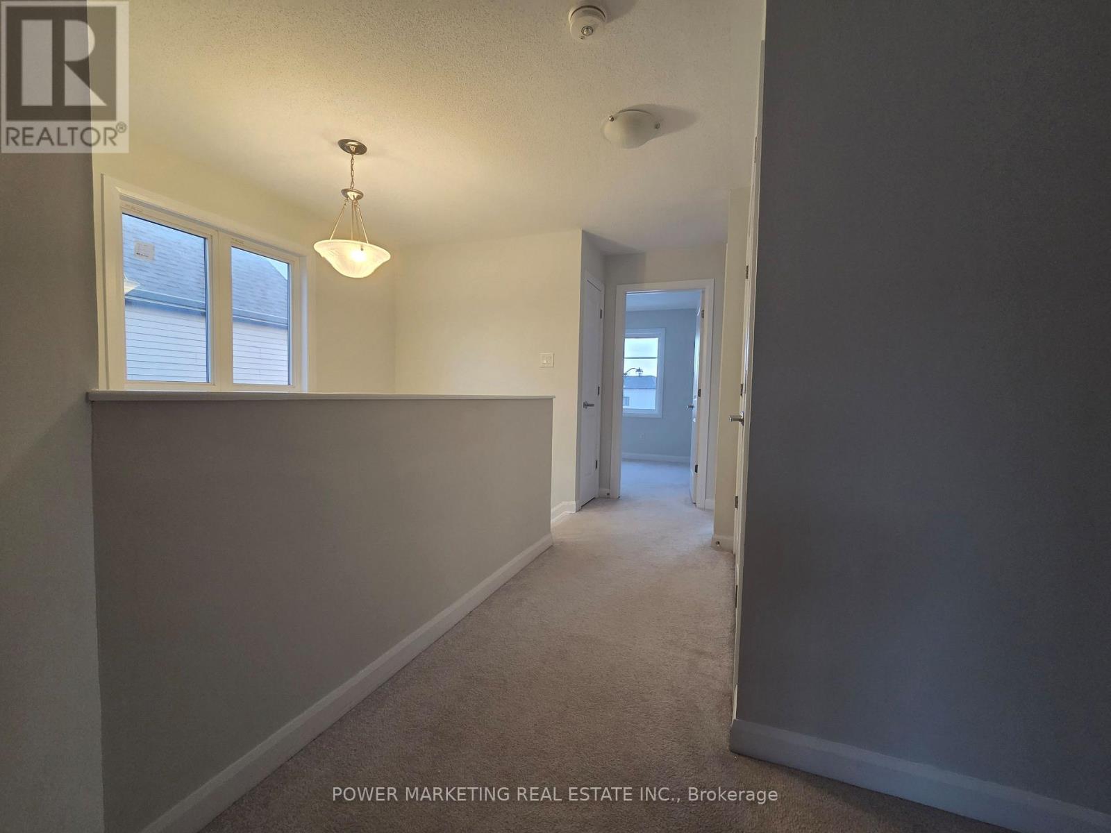 105 Natare Place, Ottawa, Ontario  K2T 0P3 - Photo 11 - X12849300