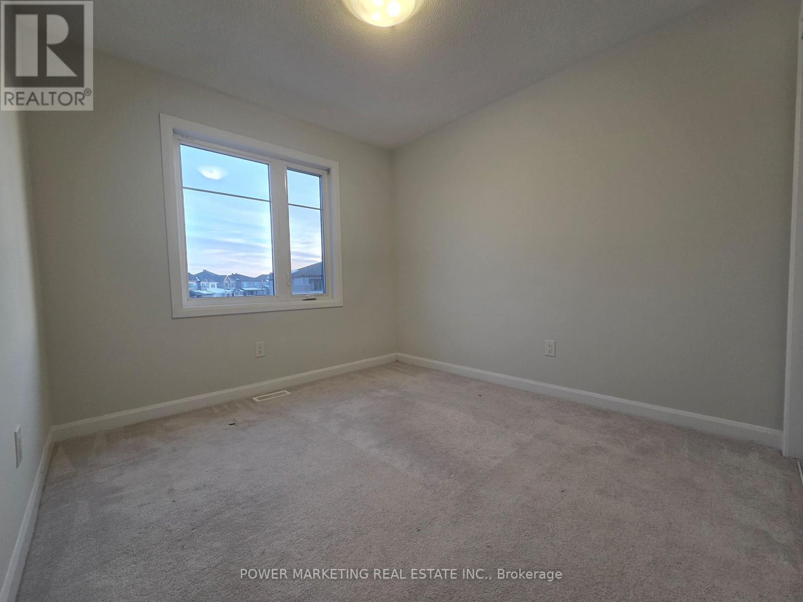 105 Natare Place, Ottawa, Ontario  K2T 0P3 - Photo 13 - X12849300