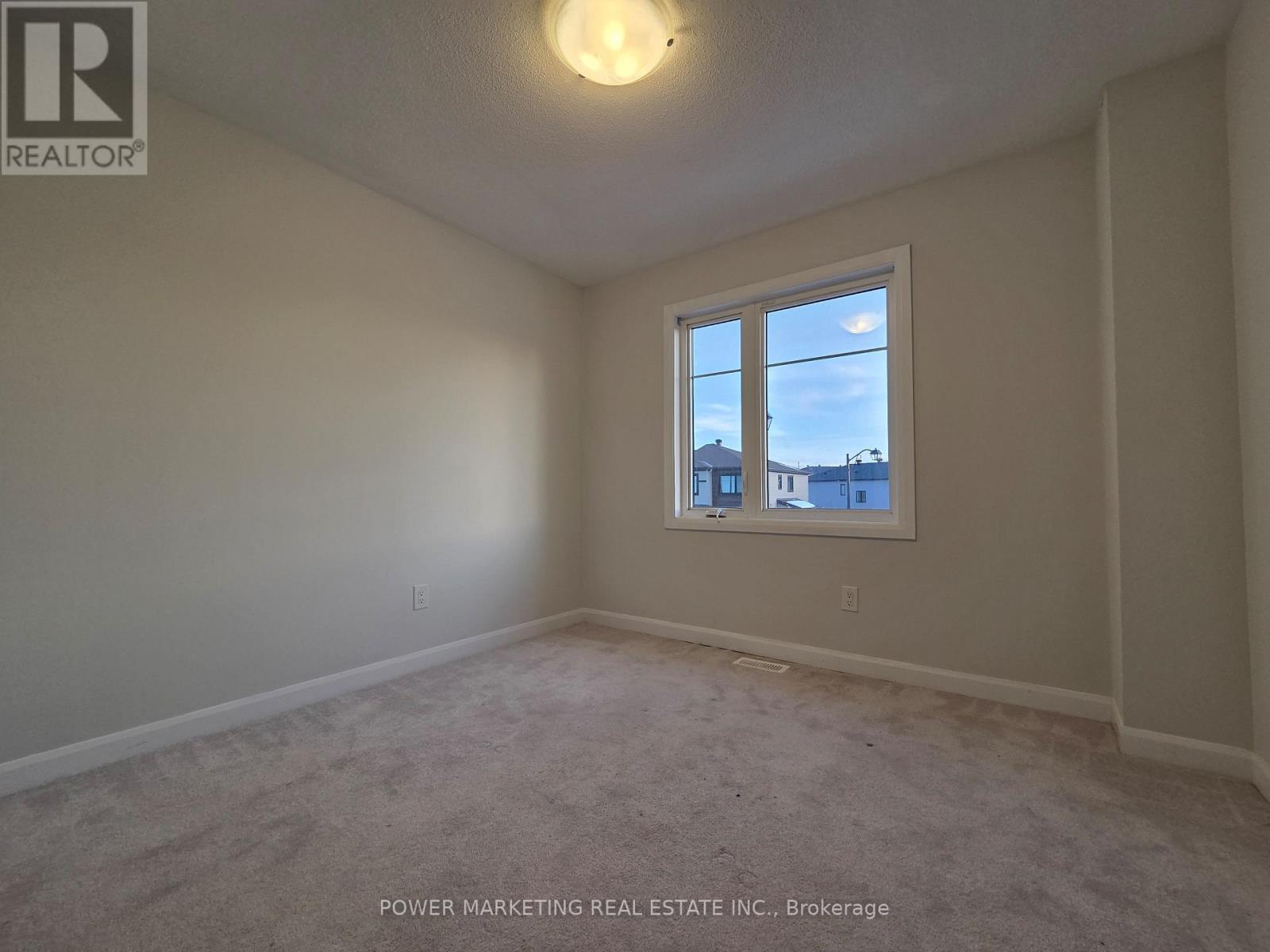 105 Natare Place, Ottawa, Ontario  K2T 0P3 - Photo 15 - X12849300