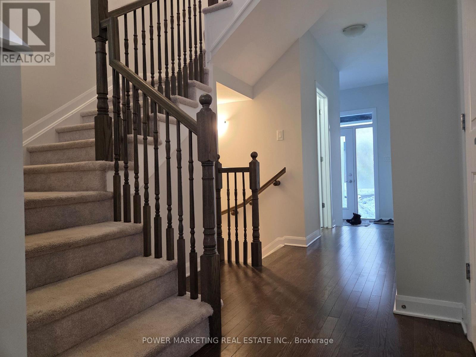 105 Natare Place, Ottawa, Ontario  K2T 0P3 - Photo 6 - X12849300