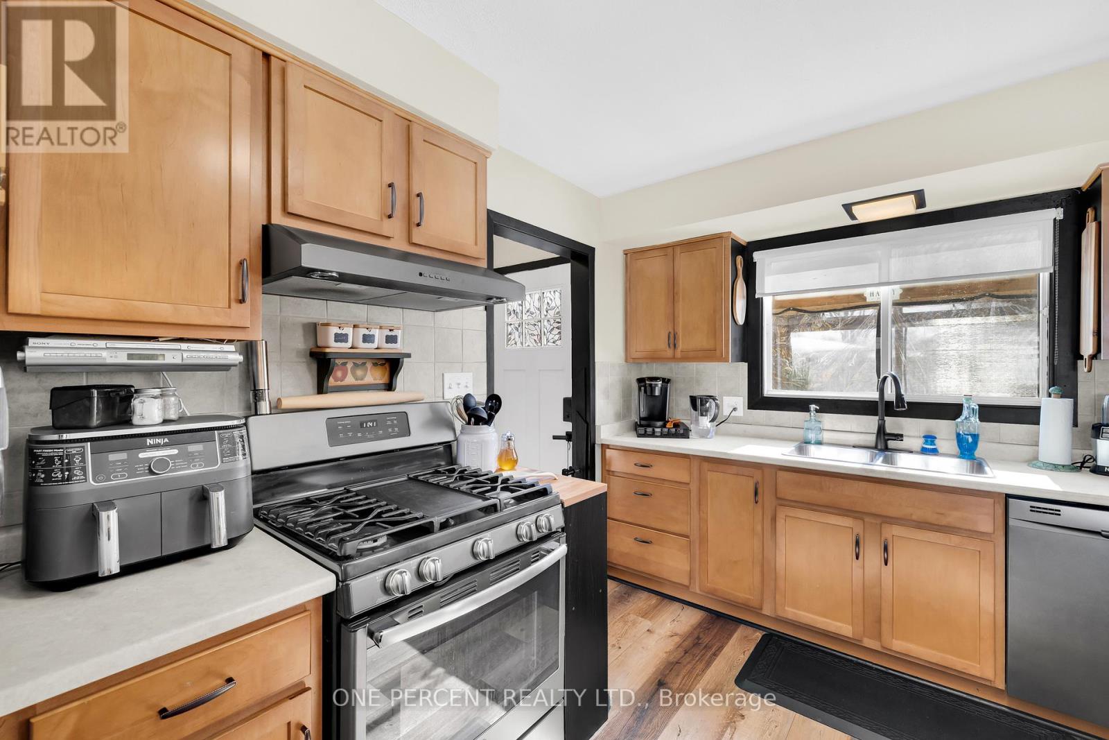 26 Peden Boulevard, Brockville, Ontario  K6V 3K3 - Photo 17 - X12849348