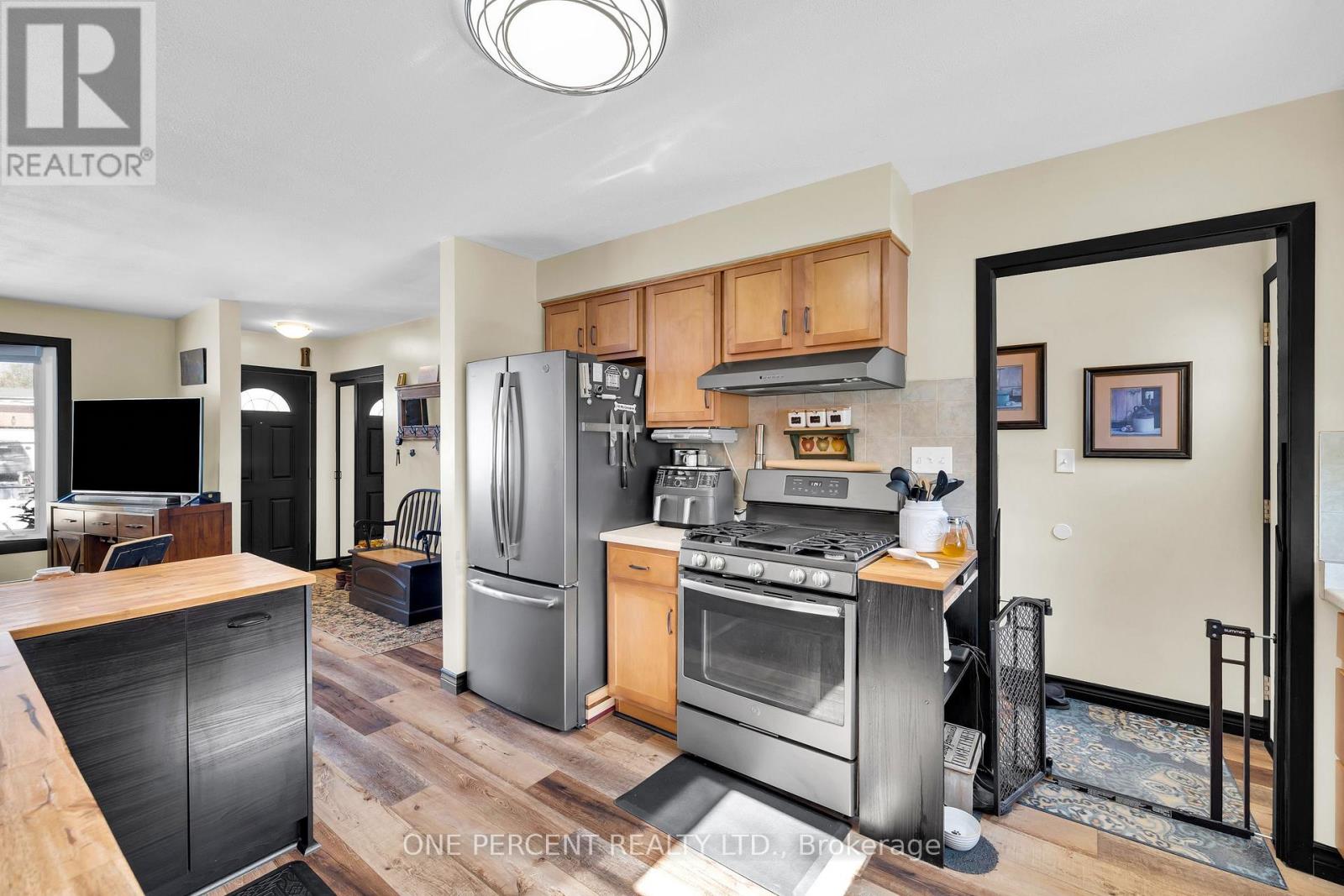 26 Peden Boulevard, Brockville, Ontario  K6V 3K3 - Photo 18 - X12849348