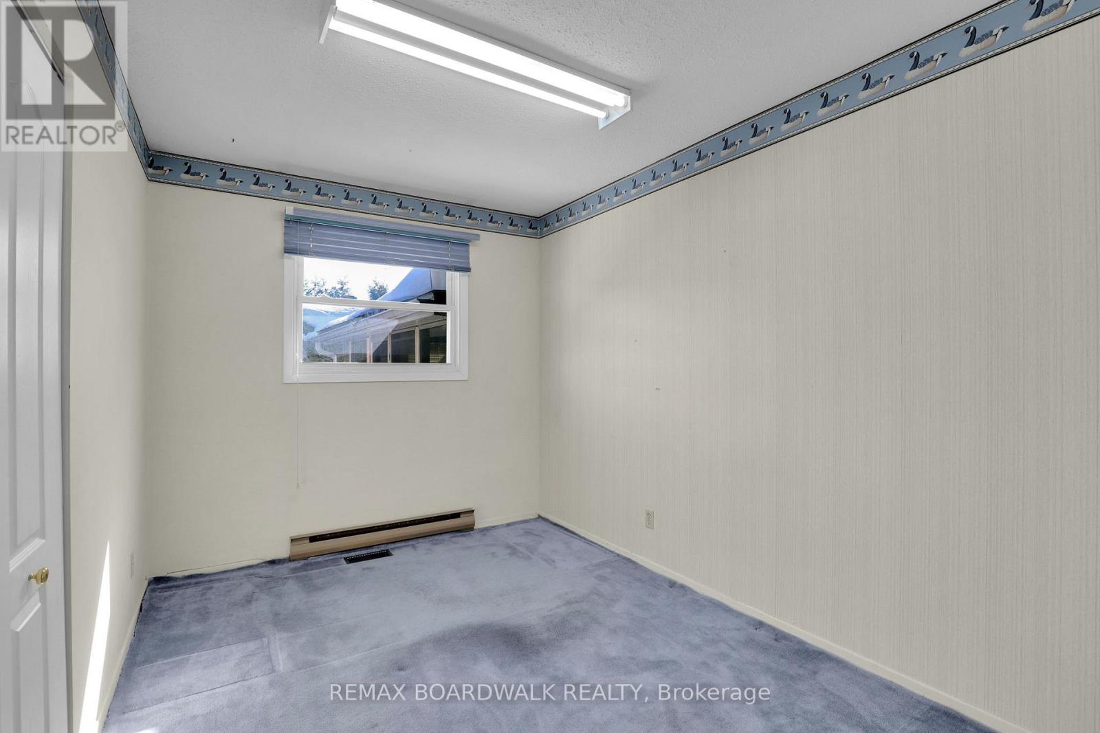 116 Old Colony Road, Ottawa, Ontario  K2L 1M2 - Photo 25 - X12849386