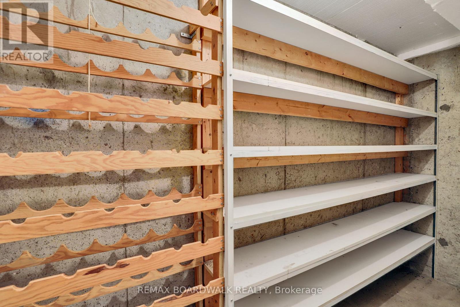 116 Old Colony Road, Ottawa, Ontario  K2L 1M2 - Photo 33 - X12849386