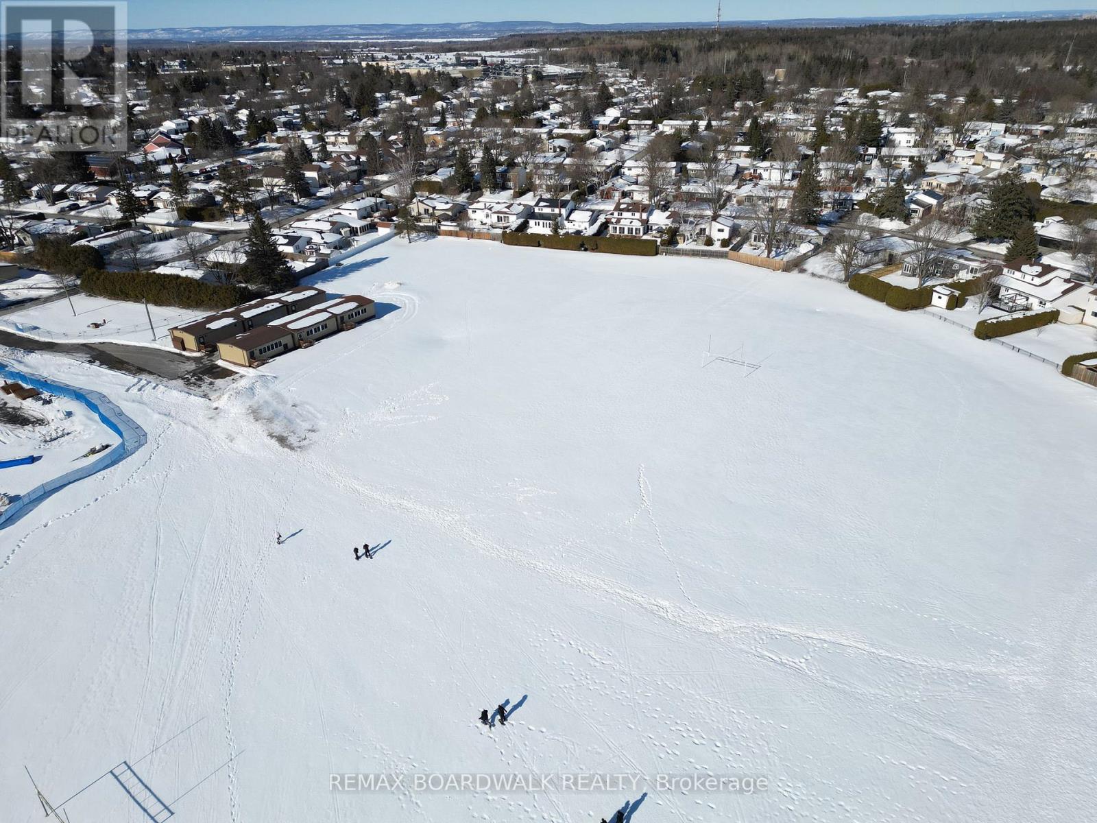 116 Old Colony Road, Ottawa, Ontario  K2L 1M2 - Photo 39 - X12849386