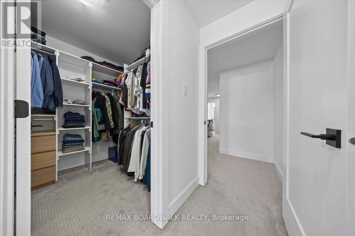 1535 Kamouraska Circle, Ottawa, Ontario  K1C 3J1 - Photo 35 - X12849392