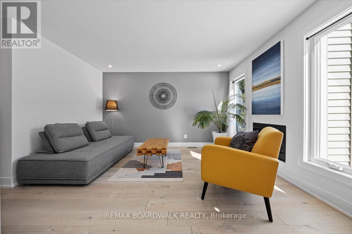 1535 Kamouraska Circle, Ottawa, Ontario  K1C 3J1 - Photo 9 - X12849392