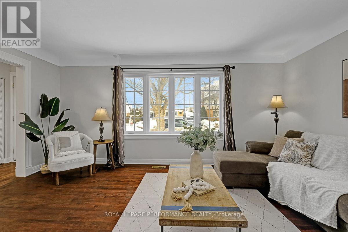 532 Alesther Street, Ottawa, Ontario  K1K 1J3 - Photo 10 - X12849414