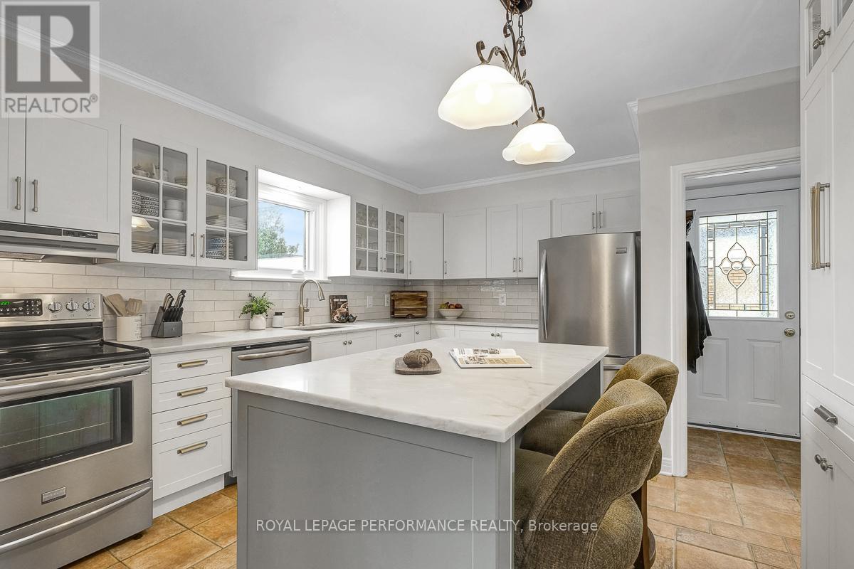 532 Alesther Street, Ottawa, Ontario  K1K 1J3 - Photo 18 - X12849414