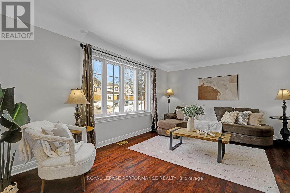 532 Alesther Street, Ottawa, Ontario  K1K 1J3 - Photo 7 - X12849414