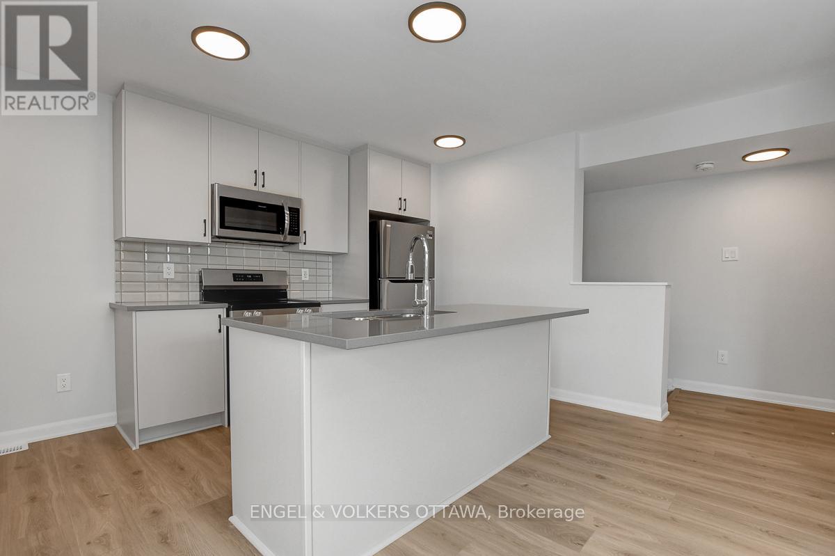 12 - 801 Glenroy Gilbert Drive, Ottawa, Ontario  K2J 5R6 - Photo 11 - X12849438