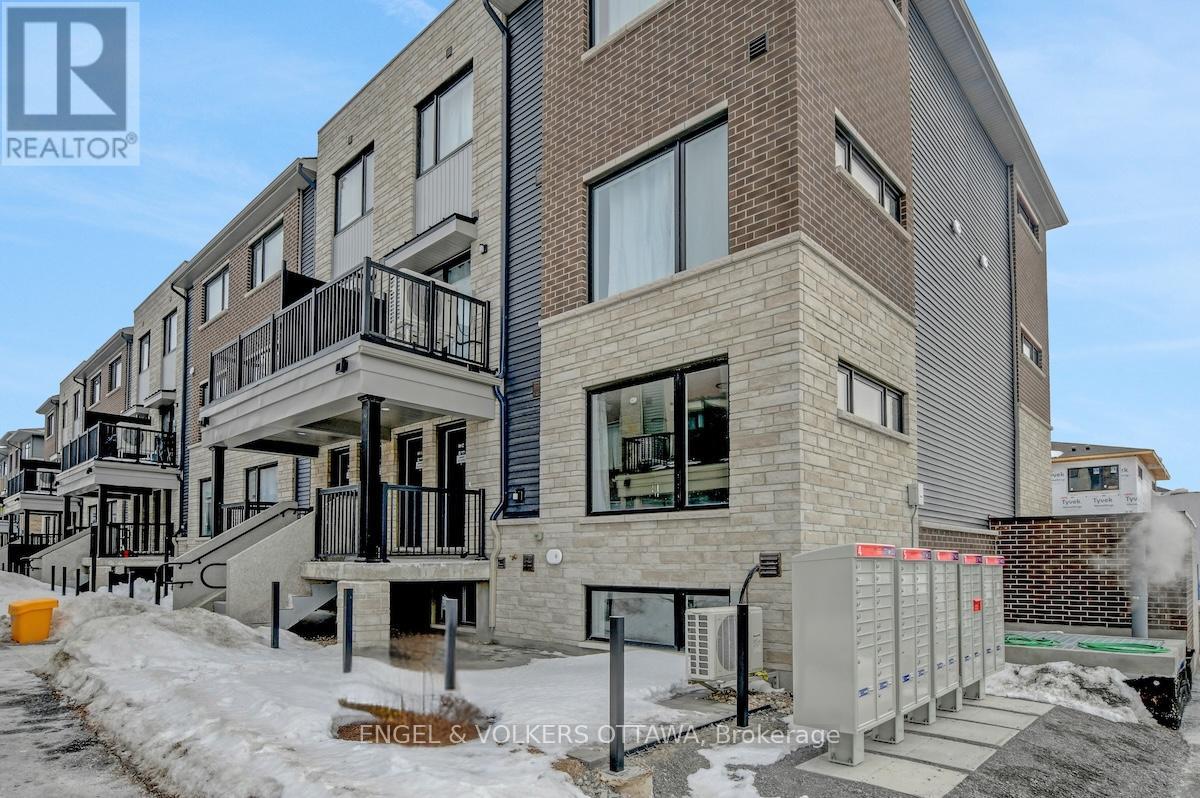 12 - 801 GLENROY GILBERT DRIVE, ottawa, Ontario