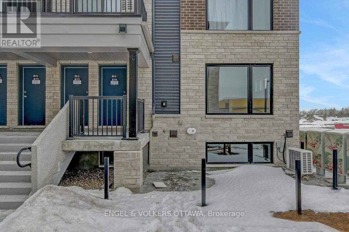 12 - 801 Glenroy Gilbert Drive, Ottawa, Ontario  K2J 5R6 - Photo 3 - X12849472