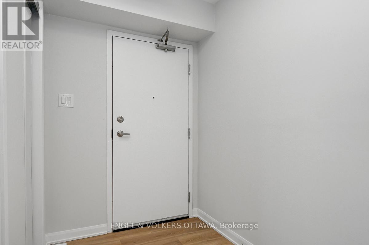 12 - 801 Glenroy Gilbert Drive, Ottawa, Ontario  K2J 5R6 - Photo 6 - X12849472