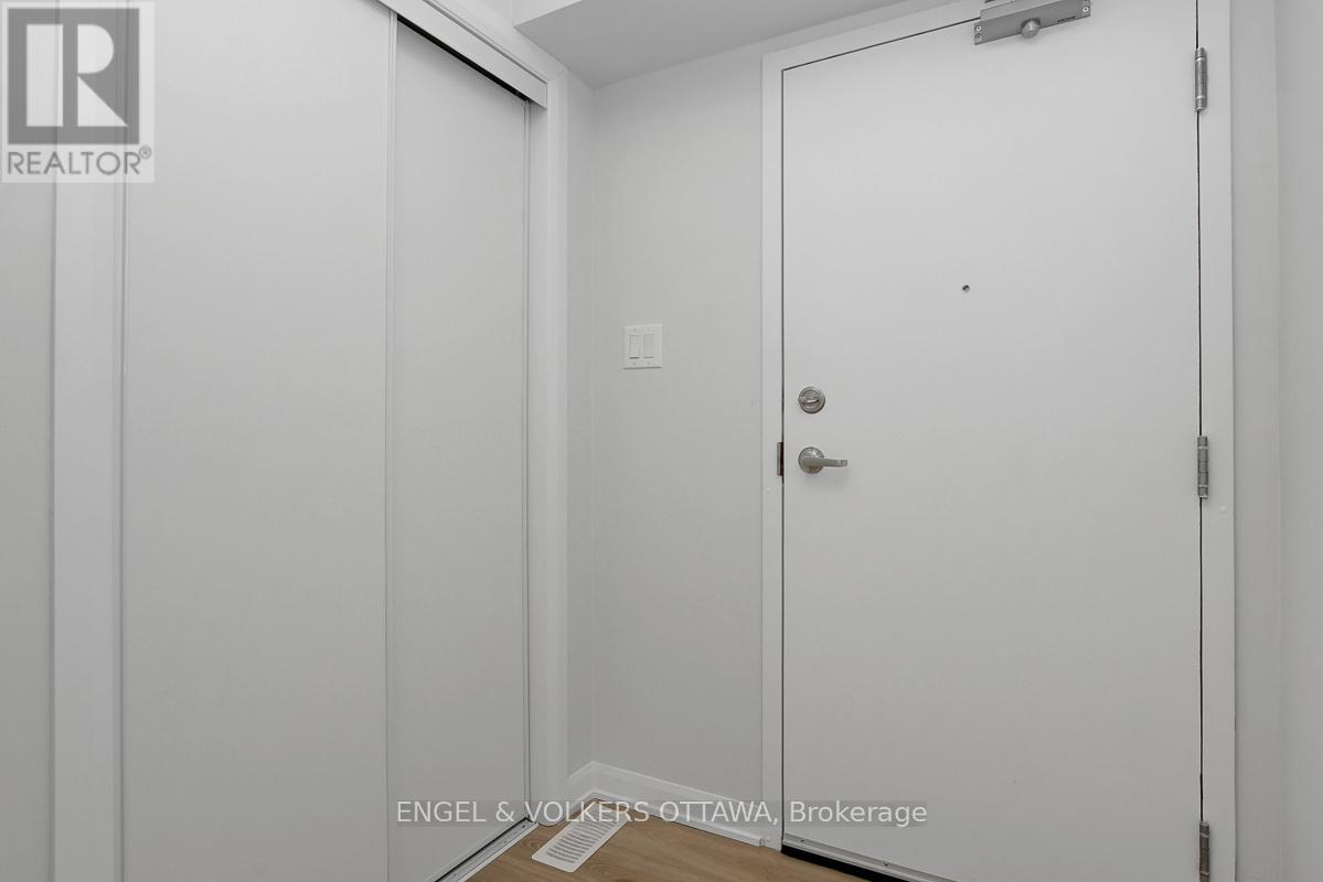 12 - 801 Glenroy Gilbert Drive, Ottawa, Ontario  K2J 5R6 - Photo 7 - X12849472