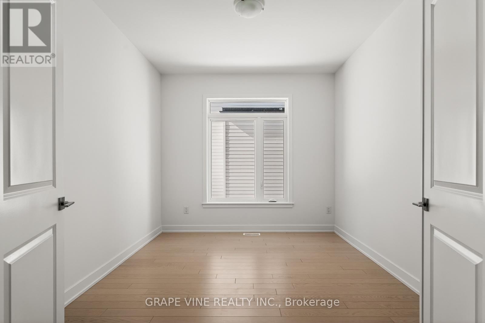 543 Tahoe Heights, Ottawa, Ontario  K1T 0W1 - Photo 10 - X12849516