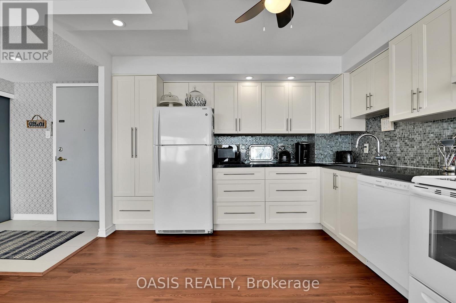 1108 - 2760 Carousel Crescent, Ottawa, Ontario  K1T 2N4 - Photo 11 - X12849546