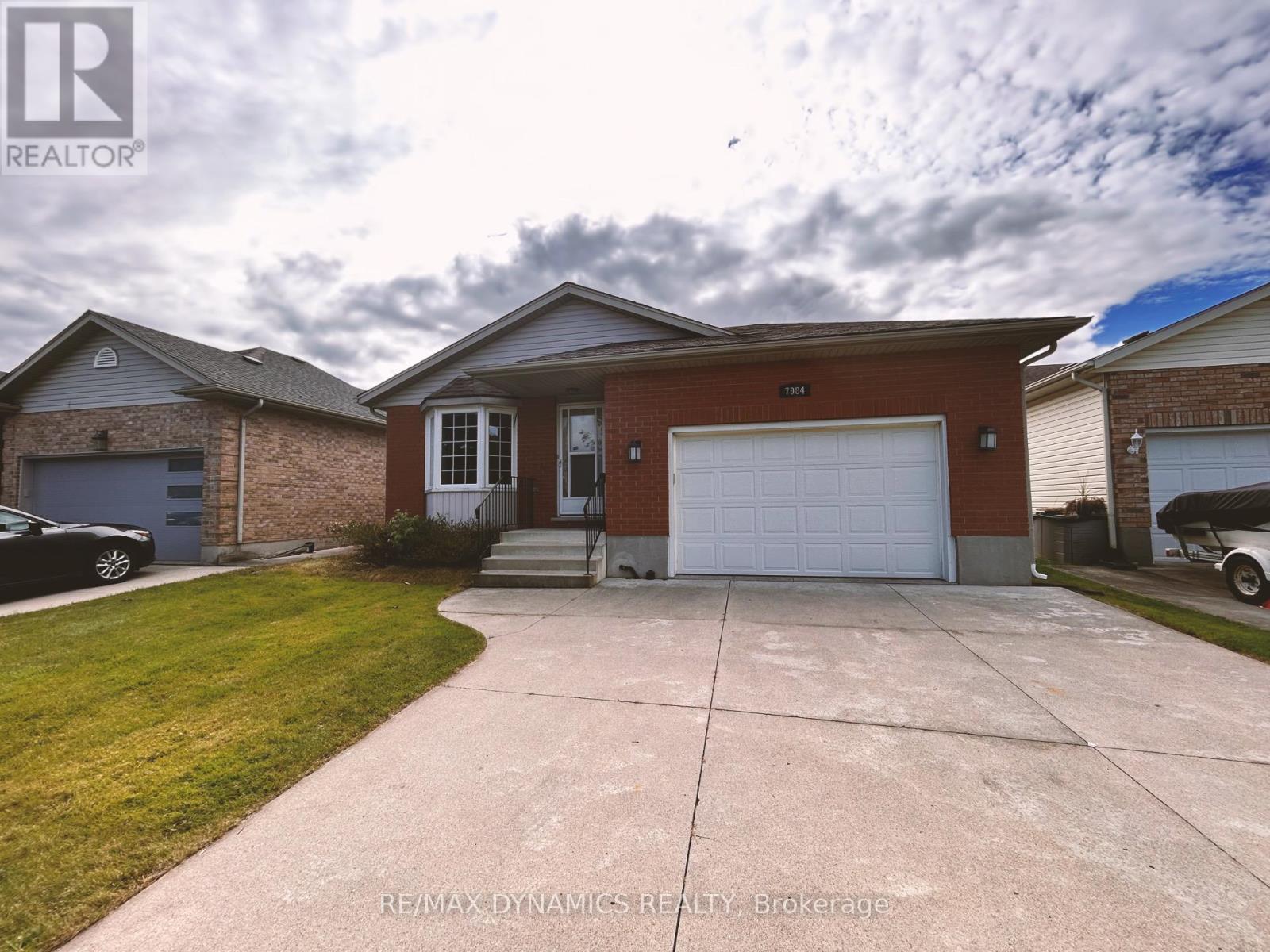 7984 GROSSI COURT, niagara falls (mt. carmel), Ontario