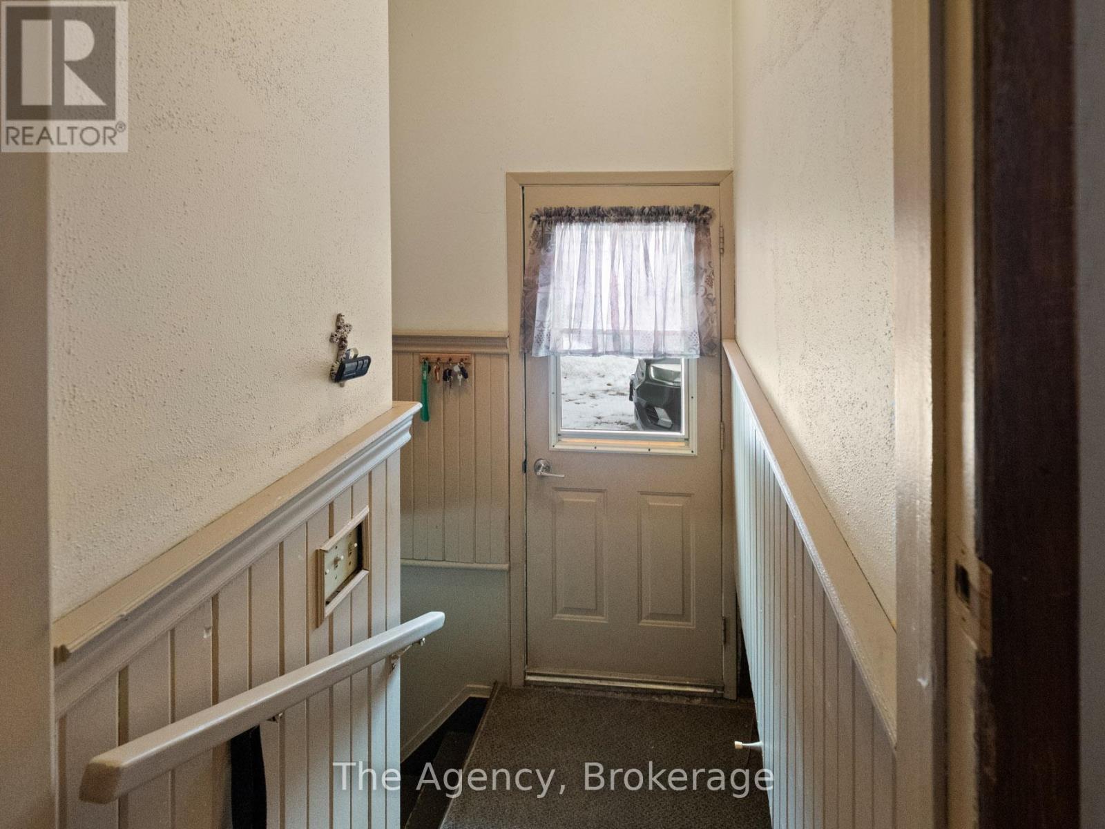 20 Brackencrest Road, St. Catharines (Secord Woods), Ontario  L2P 3K8 - Photo 32 - X12849650