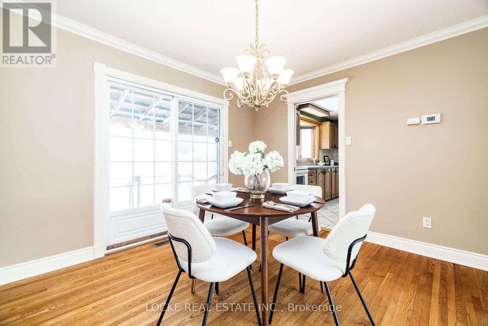 279 Hoylake Crescent, Ottawa, Ontario  K1E 1M1 - Photo 10 - X12848846