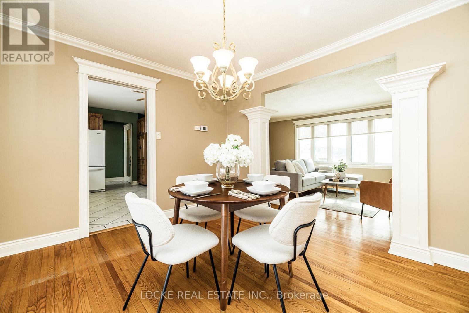 279 Hoylake Crescent, Ottawa, Ontario  K1E 1M1 - Photo 12 - X12848846