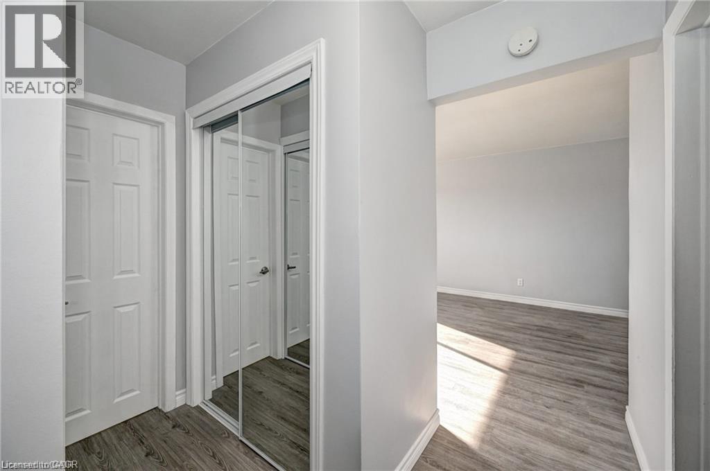280 Sydney Street S Unit# B5, Kitchener, Ontario  N2G 3V9 - Photo 7 - 40809886