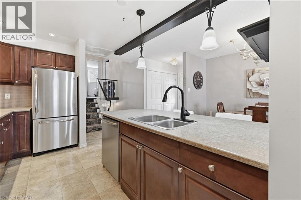 2223 Manchester Drive, Burlington, Ontario  L7P 3W3 - Photo 11 - 40809880